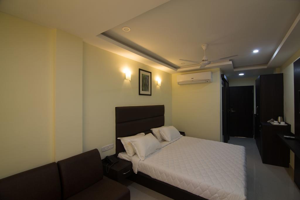 Studio 36 Hotel Chennai Room photo